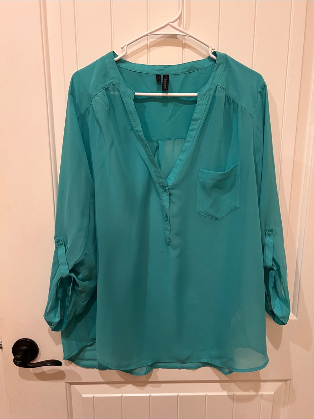 Maurice's 3/4 sleeve green lightweight blouse